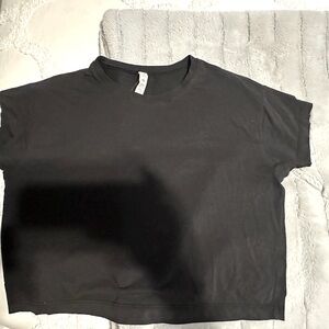 Lululemon crop t-shirt